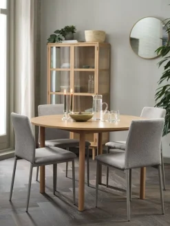 ALSTED + BRANDEMesa ALSTED Ø120 roble natural + 4 sillas BRANDE beis
