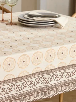 BRUNMYRAKMantel BRUNMYRAK 140x240 marrón claro/marrón