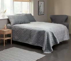 ENGBLOMMEColcha ENGBLOMME 220x240 gris