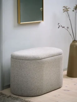 GISLEVPuf GISLEV 65x36 con almacenaje tela arena