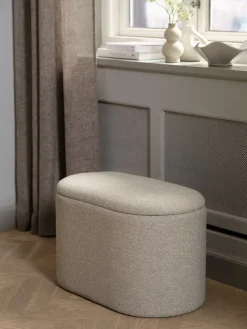 GISLEVPuf GISLEV 65x36 con almacenaje tela arena