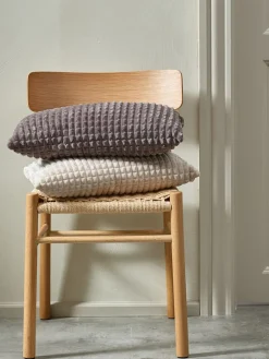 HAGTORNCojín HAGTORN 30x50 gris
