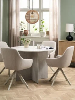 KRONDAL + ROSTRUPMesa KRONDAL Ø110 travertino + 4 sillas ROSTRUP beis