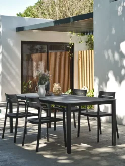 LANGET + INGSTRUPMesa LANGET L207 + 4 sillas INGSTRUP negro