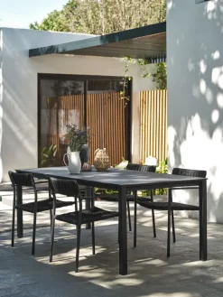LANGET + TRILLEVALLENMesa LANGET L207 + 4 sillas TRILLEVALLEN negro