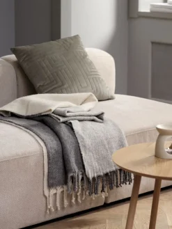 LUNDKARSEManta de lana LUNDKARSE 130x170 gris/beis