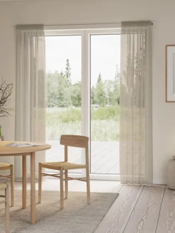 LUTELANDETCortina LUTELANDET 1x140x245 beis