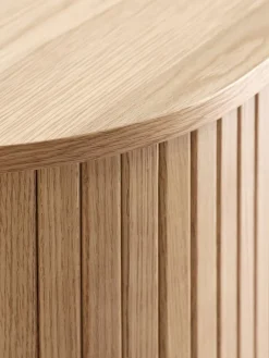 LYNGVIGAparador LYNGVIG 160cm 2 puertas persiana roble natural
