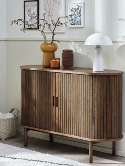 LYNGVIGAparador LYNGVIG 120cm 2 puertas persiana roble oscuro
