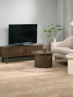 LYNGVIGMueble TV LYNGVIG 160cm 2 puertas persiana roble oscuro