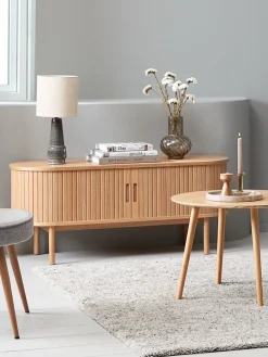 LYNGVIGMueble TV LYNGVIG 120cm 2 puertas persiana roble natural