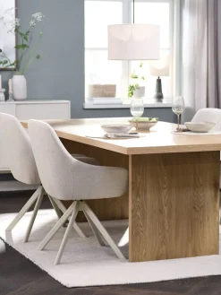 MUNKEBY + ROSTRUPMesa MUNKEBY L220 roble cálido + 4 sillas ROSTRUP beis