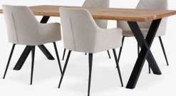 ROSLEV + PURHUSMesa ROSLEV L200 roble natural + 4 PURHUS blanco crudo/negro
