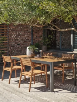 SIRDAL + HAMRAMesa SIRDAL L211 + 4 sillas HAMRA madera dura