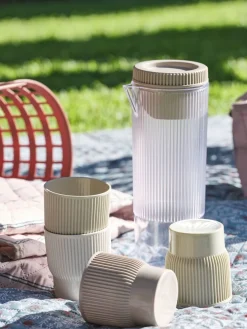 TJIMJarra TJIM 1,1 litros con 4 tazas