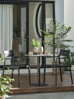 VAMDRUP + INGSTRUPMesa VAMDRUP Ø70 gris + 2 sillas INGSTRUP negro
